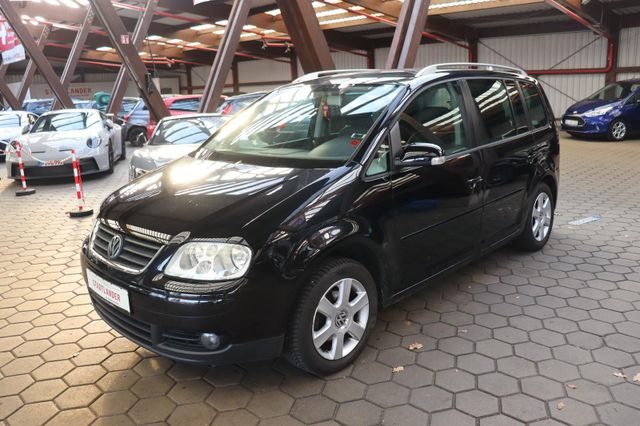 Volkswagen Touran Highline 2.0 TDI AHK*KLIMAAUT*ALU