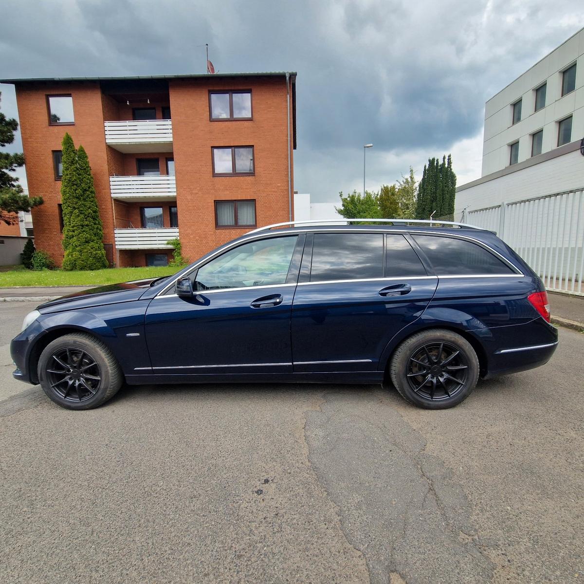 Mercedes-Benz C220 2012 — photo 6