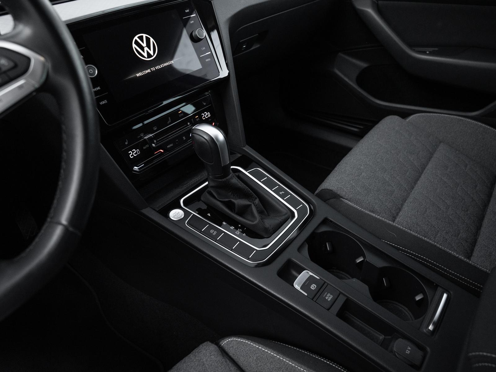 Volkswagen Passat R-Line AHK Business-Paket Premium DAB+, миниатюра 22