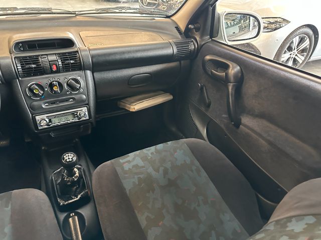 MYAUTOCENTER – Gebraucht- und Jahreswagen mit Werkstattservice in Pfaffenhofen Opel Corsa *TÜV 072027*KLIMAANLAGE*