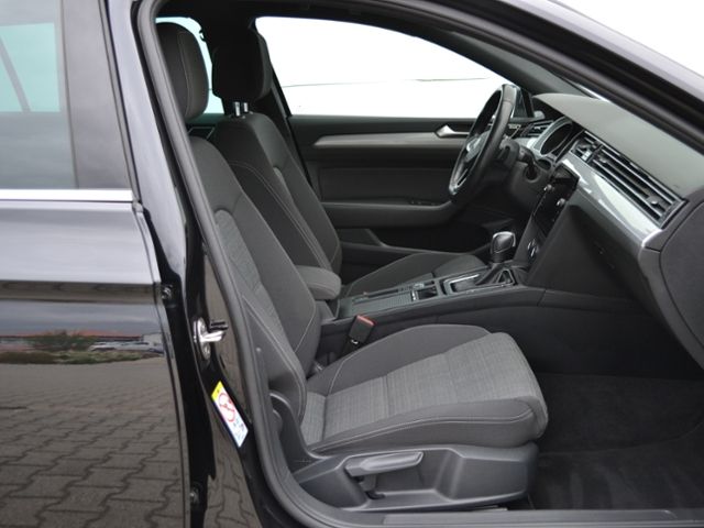 Passat Variant 2.0 TDI DSG Business AHK/LED/NAVI