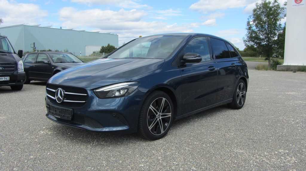 Image of Mercedes-Benz B 200