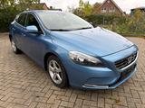 Volvo V40 2.0 D4 Summum Euro6 - Volvo V40 Summum mit Diesel-Antrieb
