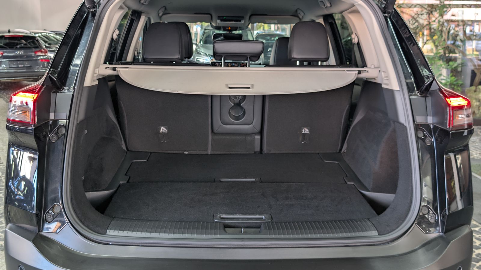 Fahrzeugabbildung Nissan X-Trail 1.5 e-Power N-Connecta ACC 360 NAVI 12"