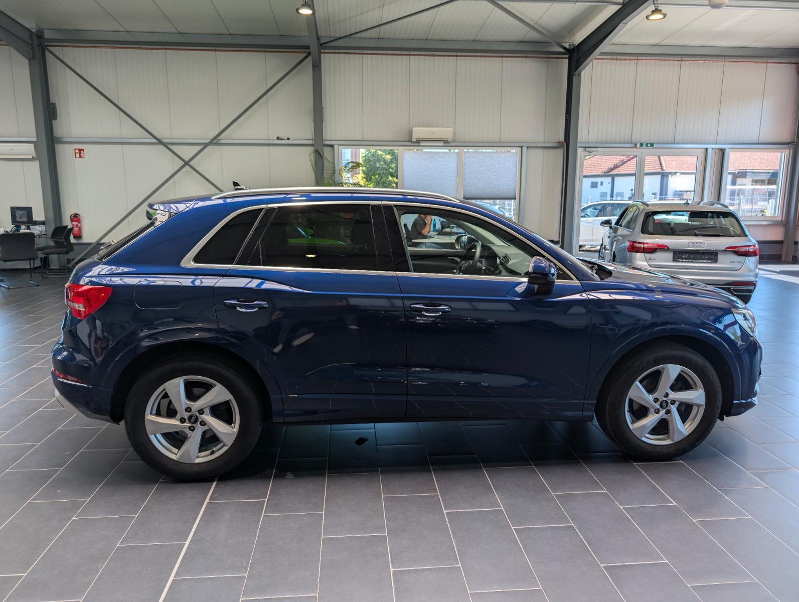 Audi Q3 35 TDI S tronic advanced 8-fach, миниатюра 8