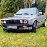 BMW E30 320 i Umbau auf 325i - BMW 320 aus 1988: 320i