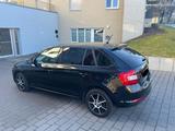 Skoda Rapid 1,4Tdi 2017 Navi - Skoda Rapid in Stuttgart