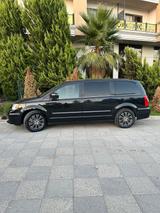 Lancia Voyager 2.8 Multijet 130KW - Lancia Voyager von privat