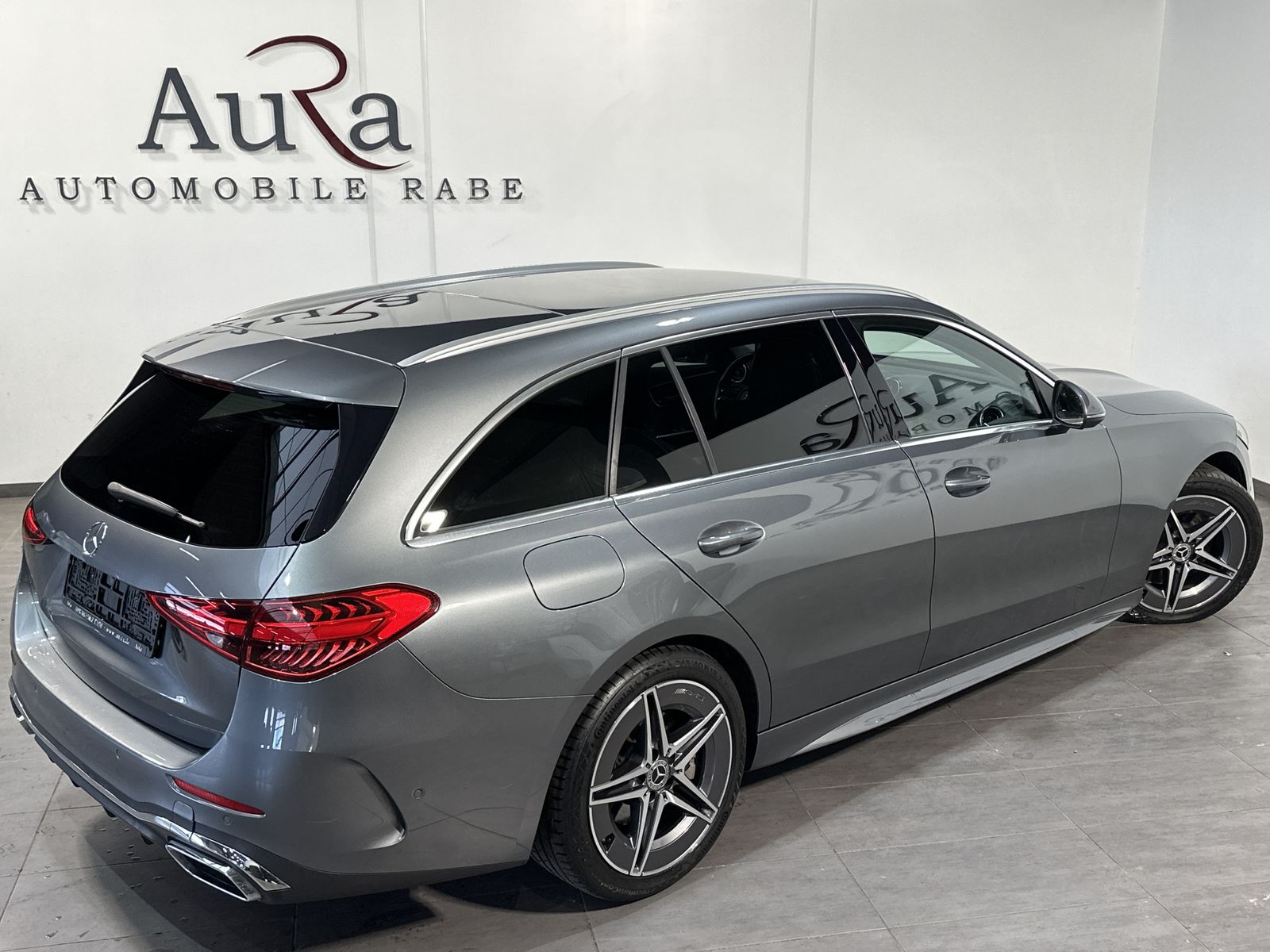Fahrzeugabbildung Mercedes-Benz C 220d T 4M AMG-Line NAV+LED+KAM+VC+CARPLAY+1HD