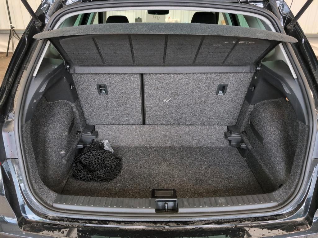 Fahrzeugabbildung SEAT Arona Style DSG LED NAVI GRA PDC DAB 1.HD