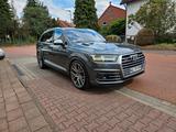 Audi SQ7 4.0 TDI quattro tiptronic Ahk Scheckheft  - Audi SQ7 in Frankfurt (Main)