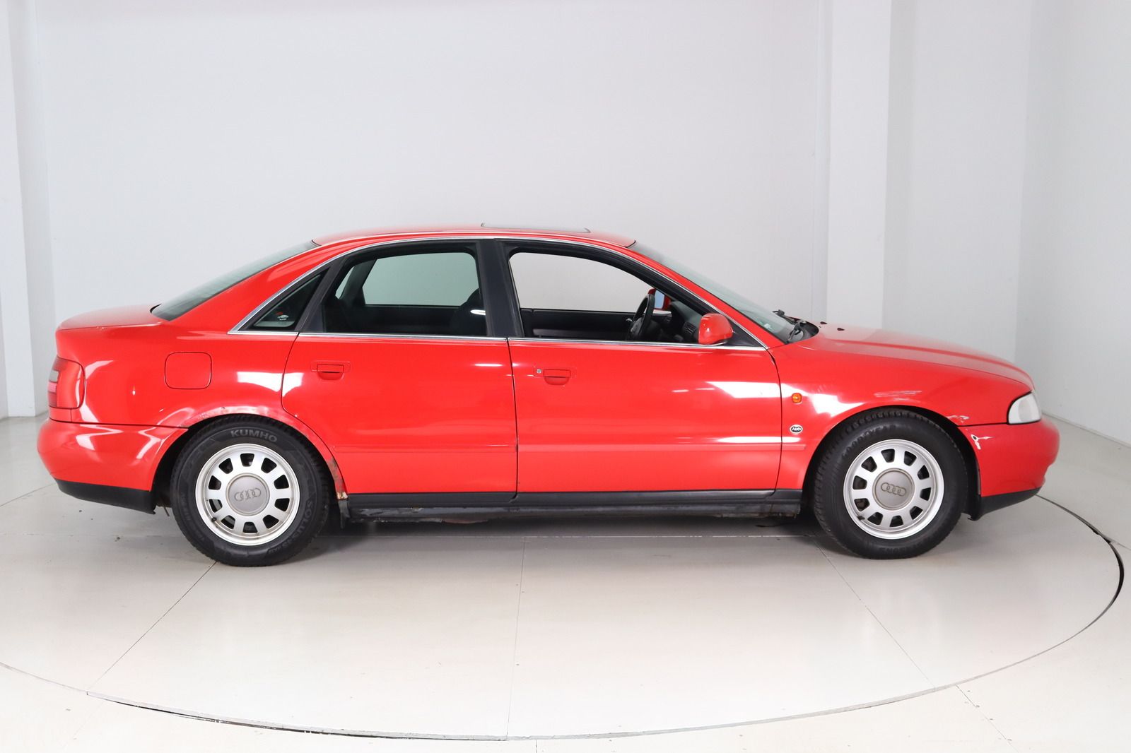 Fahrzeugabbildung Audi A4 2.8 Auto quattro * Klimaautom. * Sitzhzg. *