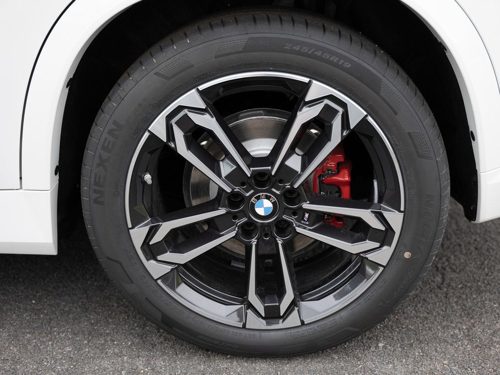BMW iX1 - Bild 10