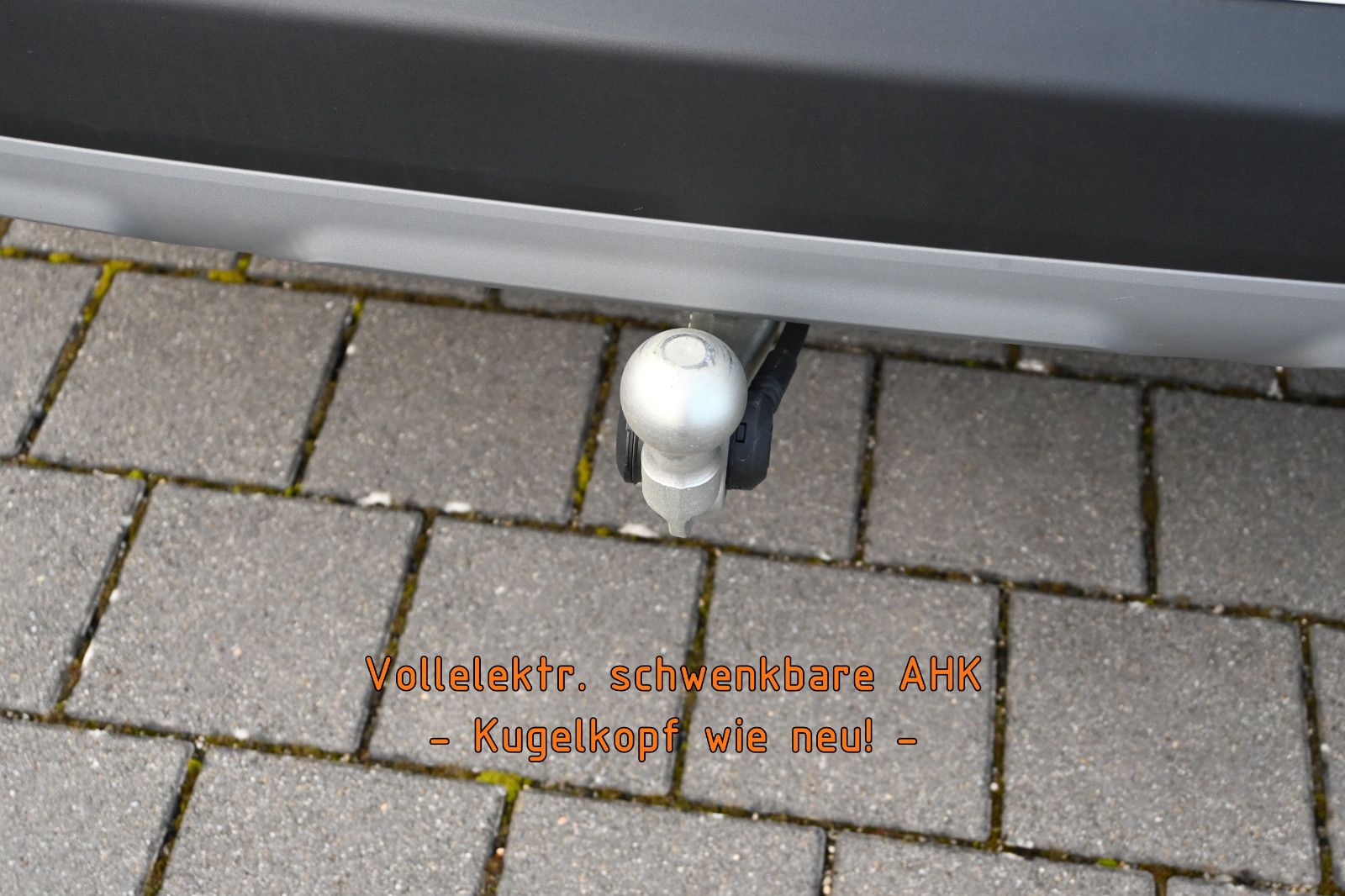Fahrzeugabbildung BMW X1 xDrive25e Aut. °AHK°HEAD-UP°360°-KAM°MEMORY°