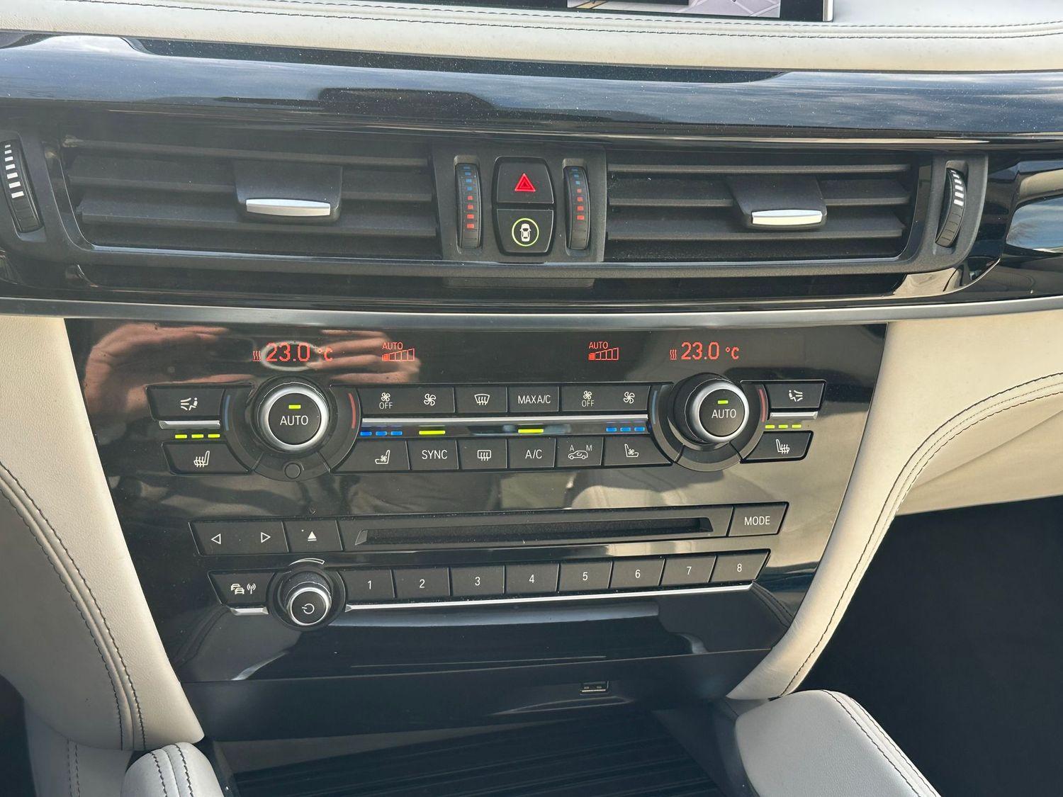 BMW X6 M  Voll-HUD-NaviPro-B&O-Totw-Spur-LED-FondDVD