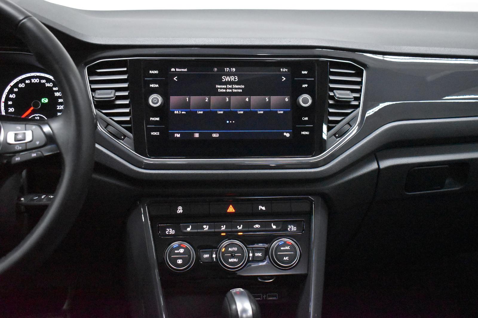 Volkswagen T-Roc Automatik Sport 4Motion+AHK+Spurhalte