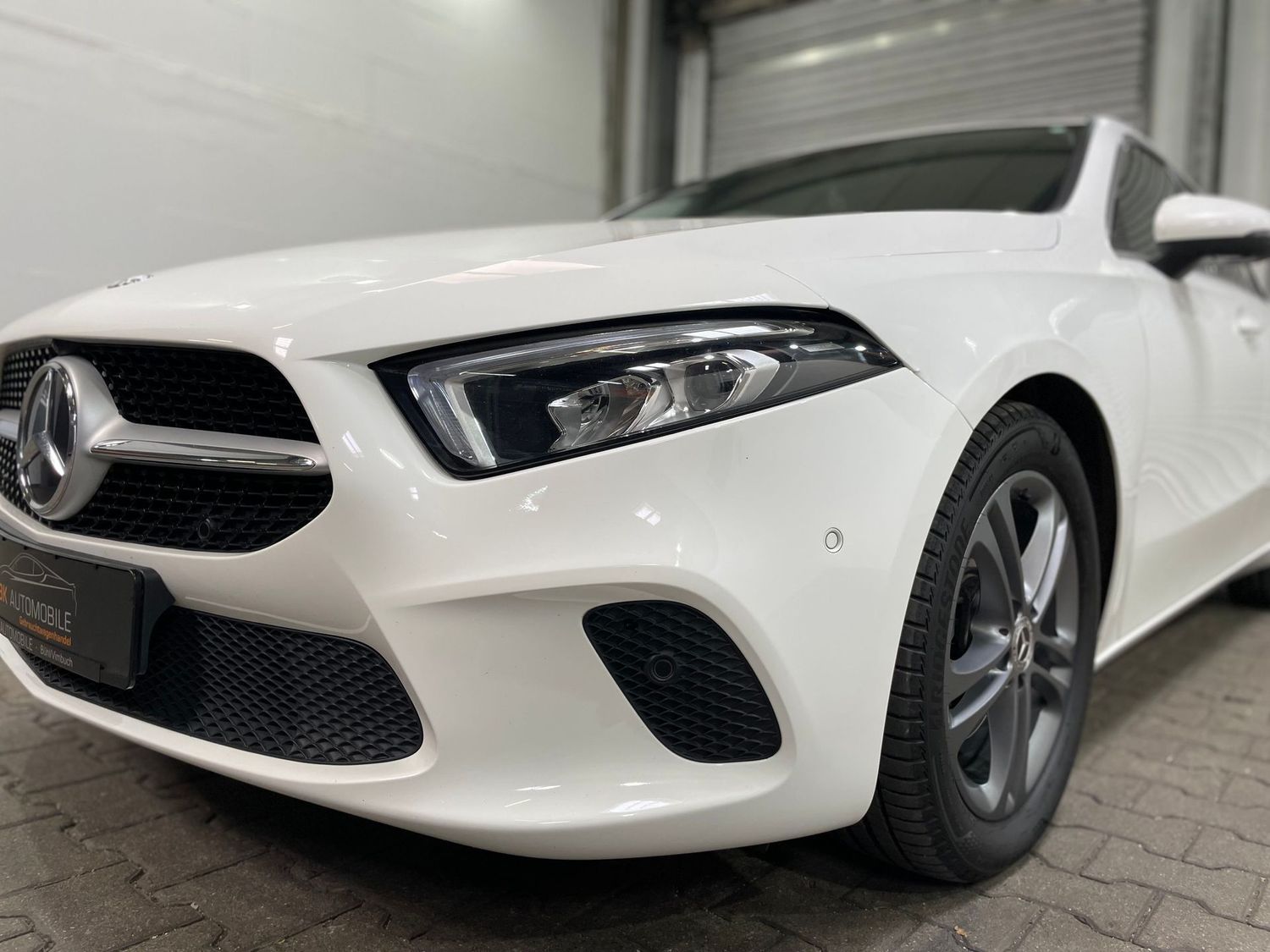Fahrzeugabbildung Mercedes-Benz A 200 d #LED#Wide#distr.#360°#Ambiente#