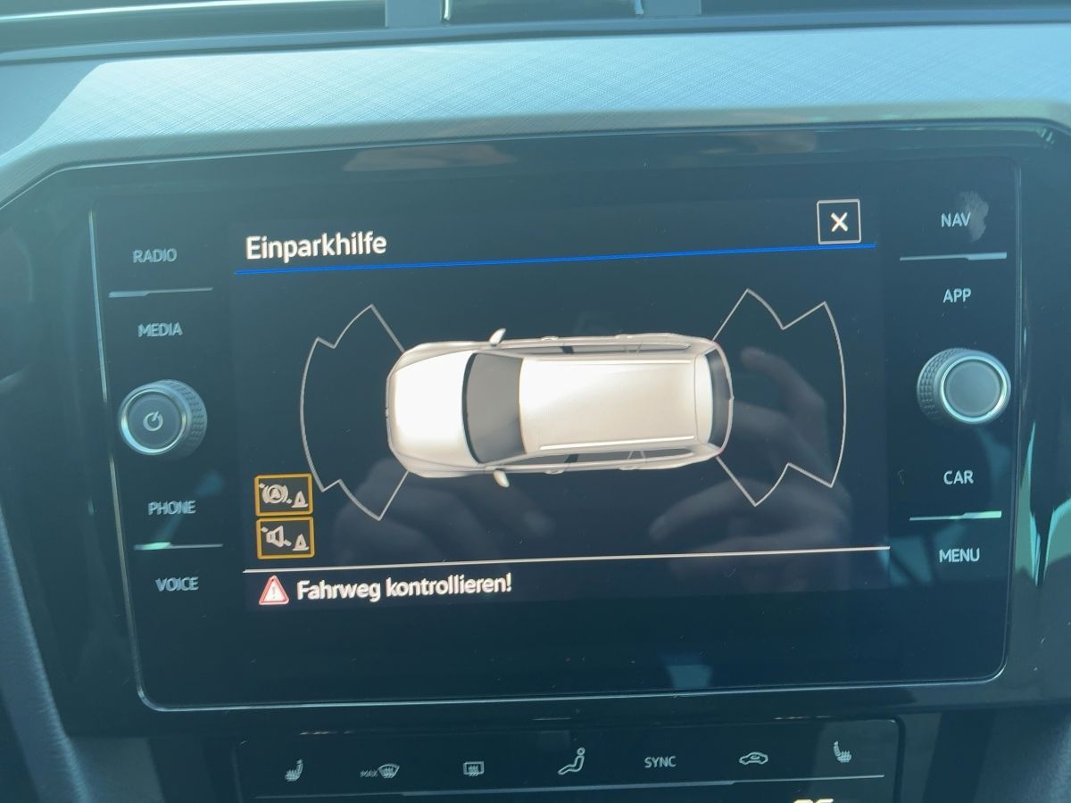 Volkswagen Passat Variant - Bild 16