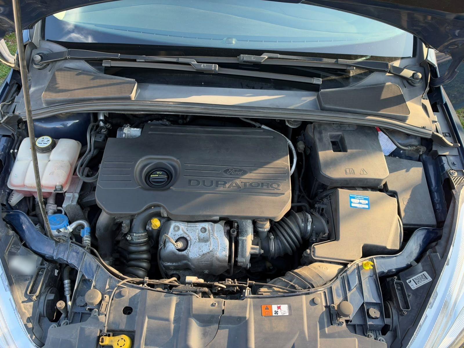 Ford Focus 2015 — photo 10