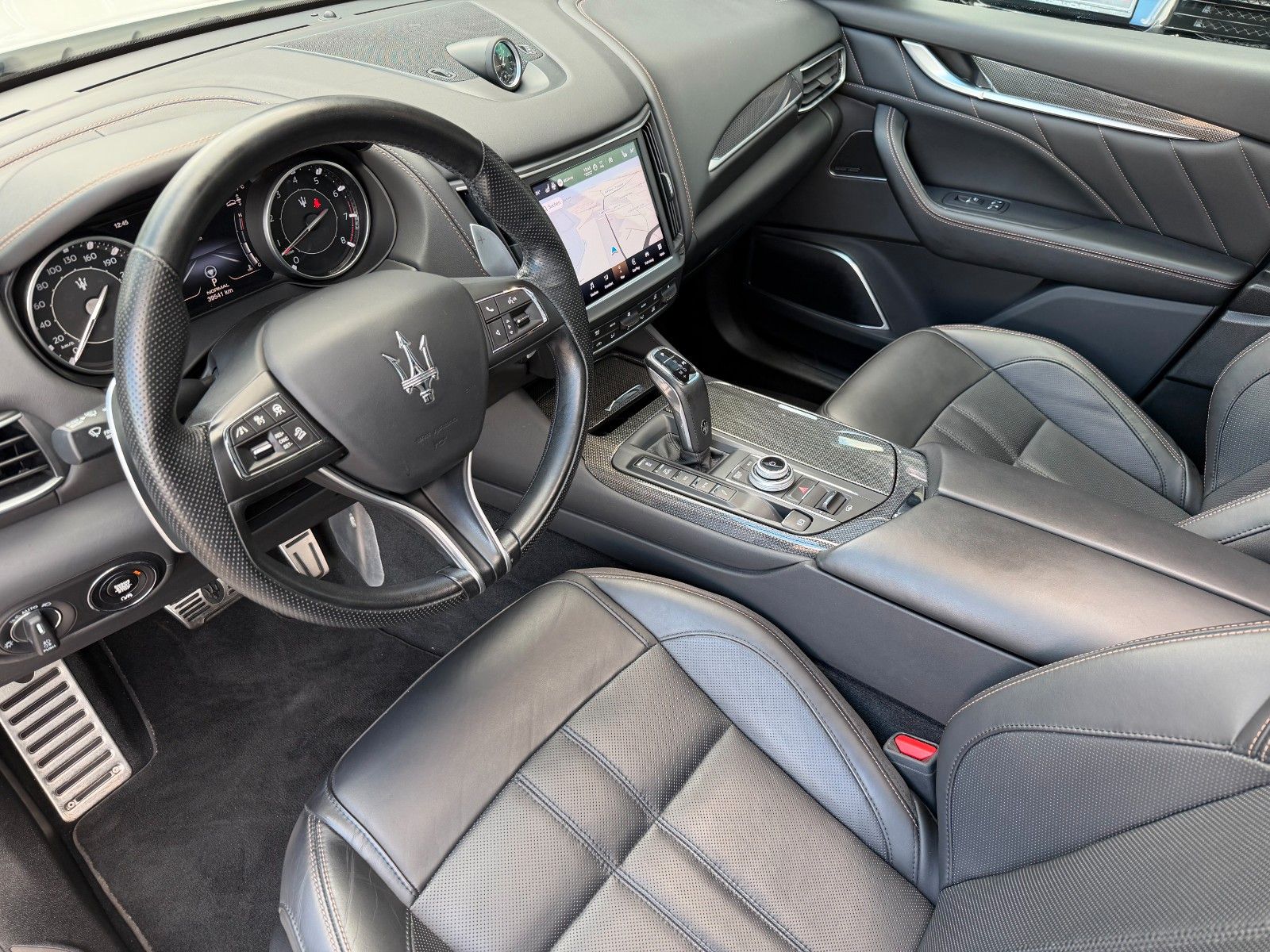 Maserati LEVANTE 3.0 V6 MODENA S NERISSIMO PAKET ACC PANO foto 3
