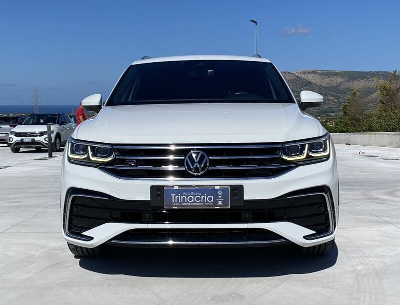 Volkswagen Tiguan R-Line 2.0 TDI 150CV DSG imagem 2