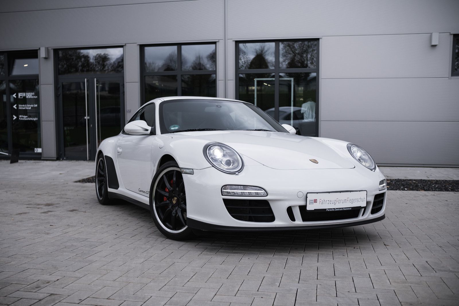 Fahrzeugabbildung Porsche 911/997 Carrera GTS-PDK-Approved-Service neu!