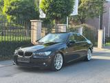 BMW E92 320D M-Paket  Schwarz, Vollleder,... - BMW 320: 320d E92