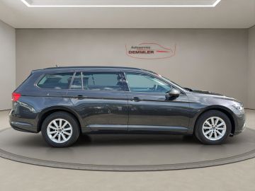 Volkswagen Passat - 4