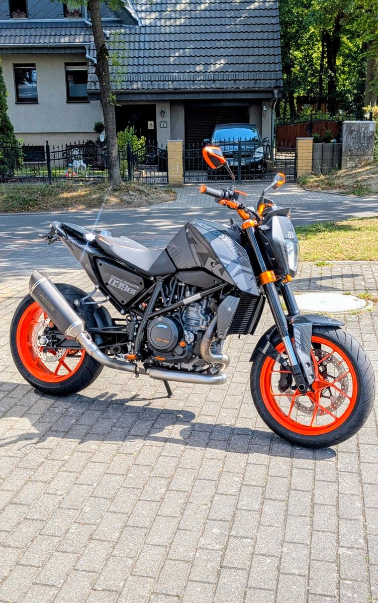 KTM 690 Duke +Remus Exhaust