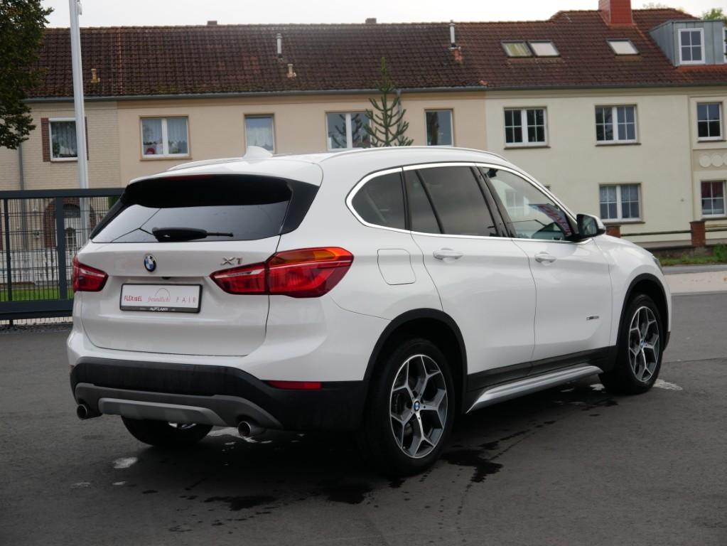 BMW X1 sDrive 20 i xLine LED Navi Kamera Sitzheizung
