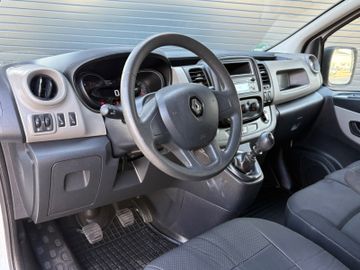 Renault Trafic - 9