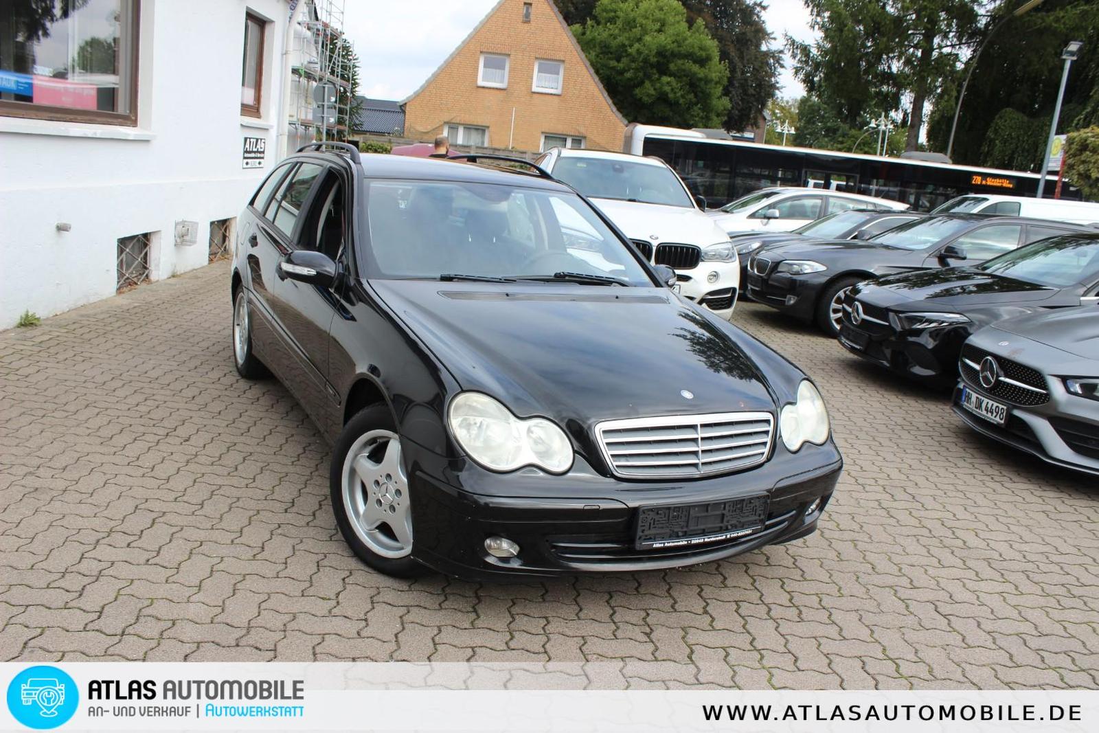 Mercedes-Benz C220 2004 — photo 29