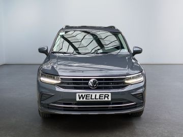 Volkswagen Tiguan - 2