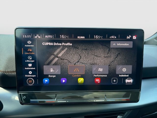 Born 58kWh HEAD UP PANO WÄRMEPUMPE AREA VIEW lLE