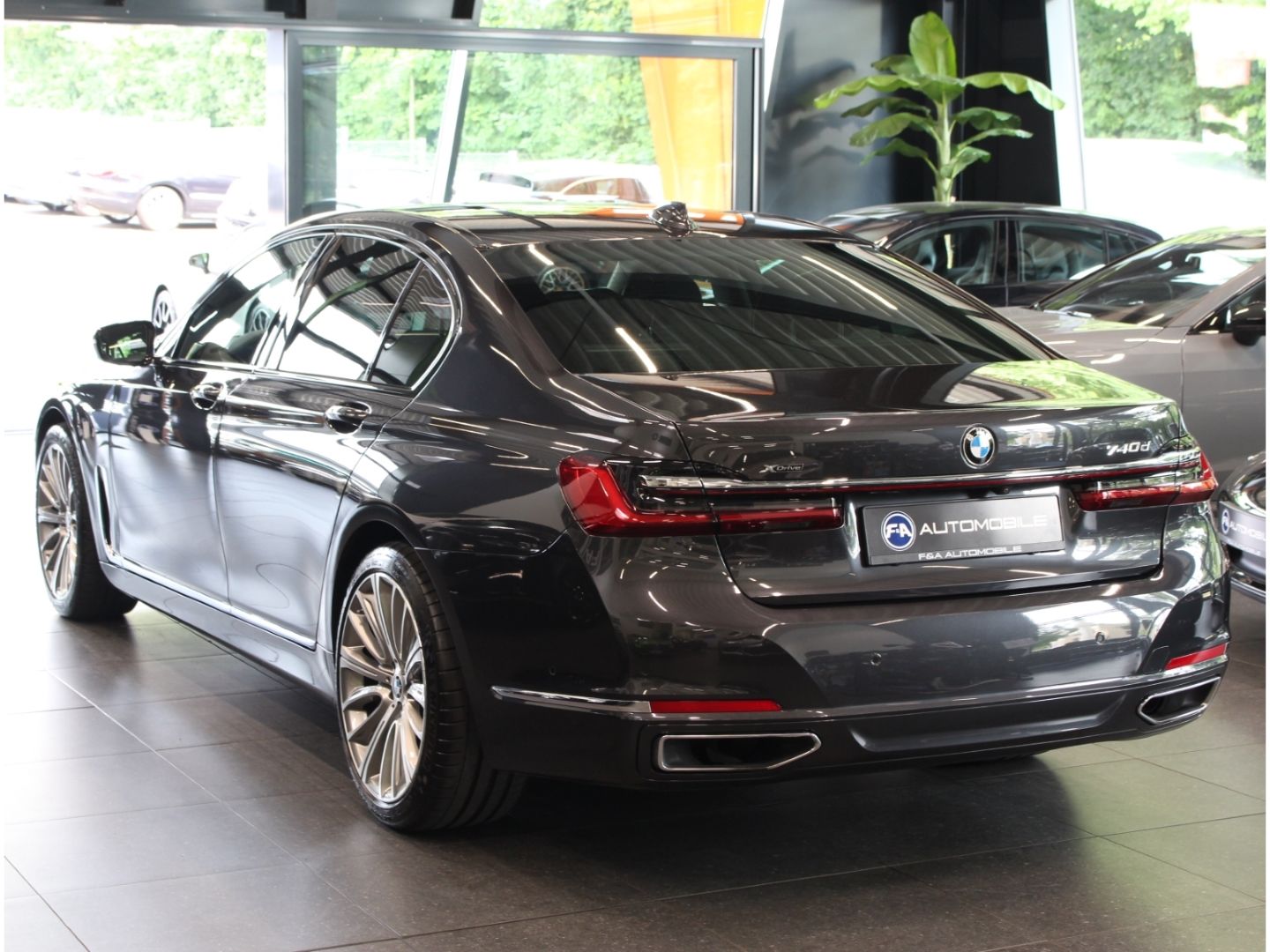 Fahrzeugabbildung BMW 740 d xDrive Laserlicht Standhzg.*HUD*Laser