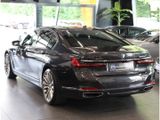 BMW 740 d xDrive Laserlicht Standhzg.*HUD*Laser - BMW 740 aus 2022