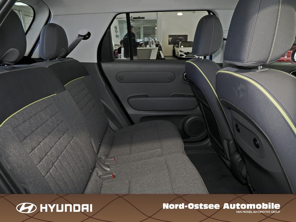 Fahrzeugabbildung Hyundai INSTER CROSS ELEKTRO 2WD SHZ LHZ V2L PDC KLIMA