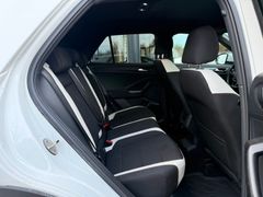 VW T-Roc Sport 4Motion/ DAB+/ NAVIGATION/ DCC/ LED VW T-Roc Sport 4Motion/ DAB+/ NAVIGATION/ DCC/ LED