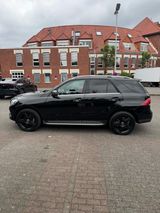 Mercedes-Benz GLE 350d 4MATIC AMG Head Up Leder Schiebed. 360 - Mercedes-Benz GLE-Klasse in Köln