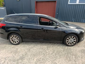 Ford Focus - 4