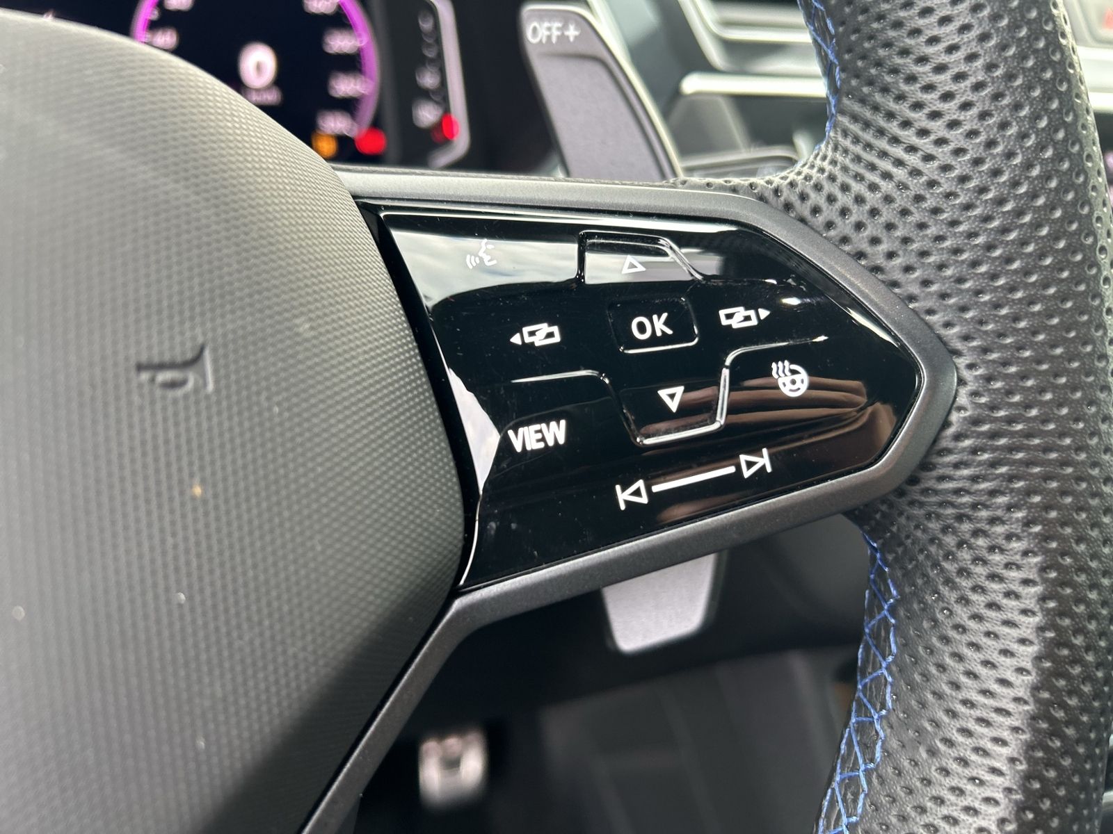 Tiguan R 4Motion, Matrix LED, AHK, Black Style,