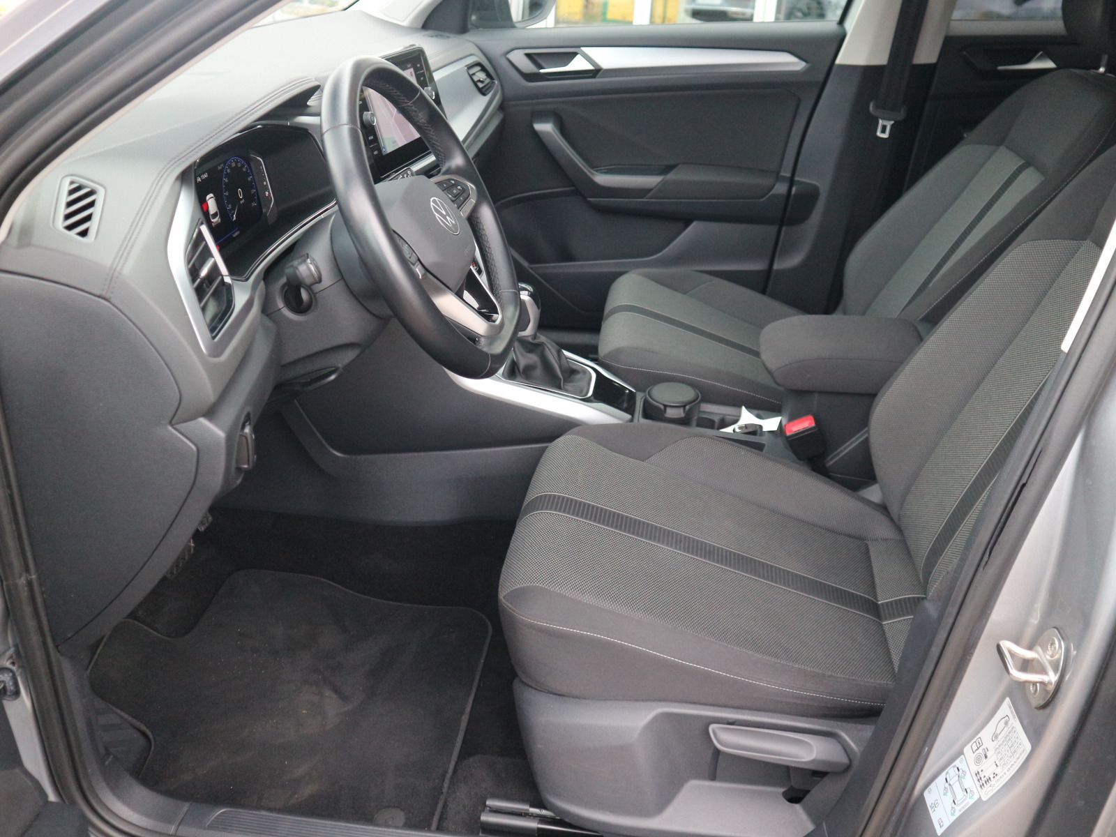 Volkswagen T-Roc - Bild 10