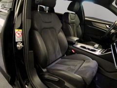 AUDI A6 55 TFSI e quattro S-Line- Sport LED 19" Alus