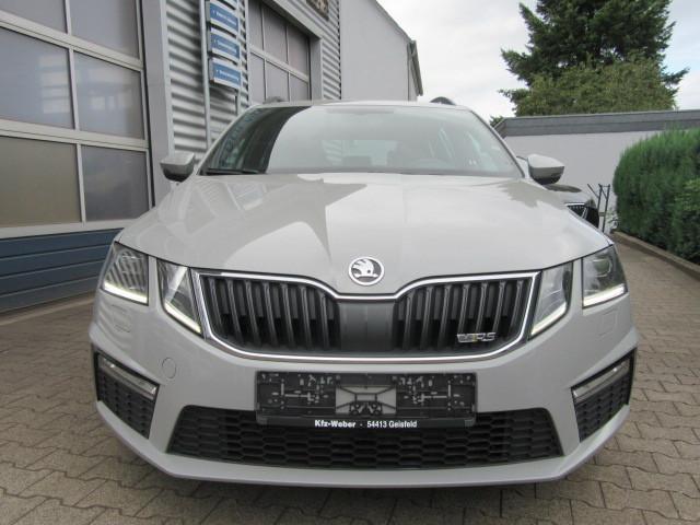 Skoda Octavia 2.0 TDI DSG RS Combi Teilleder LED