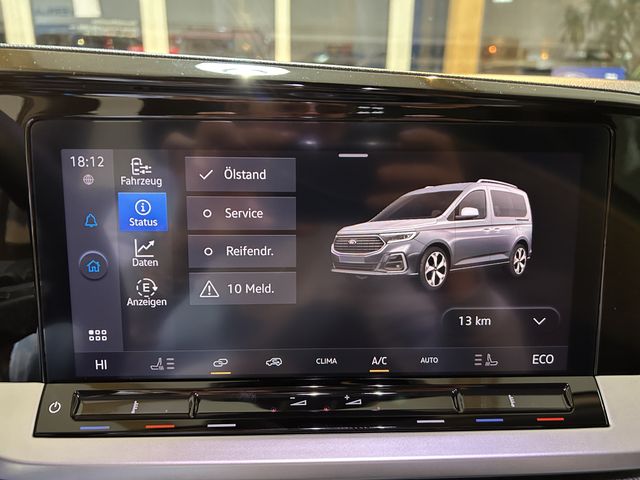 Ford Grand Tourneo Connect PHEV Titanium