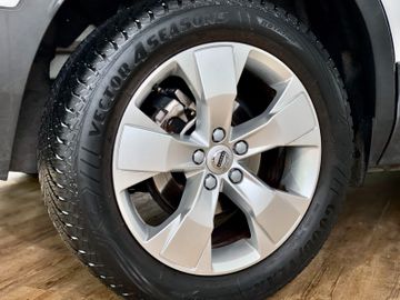 Fahrzeugabbildung Volvo XC40 T3 Momentum Pro 2WD **1.Hand**LED**