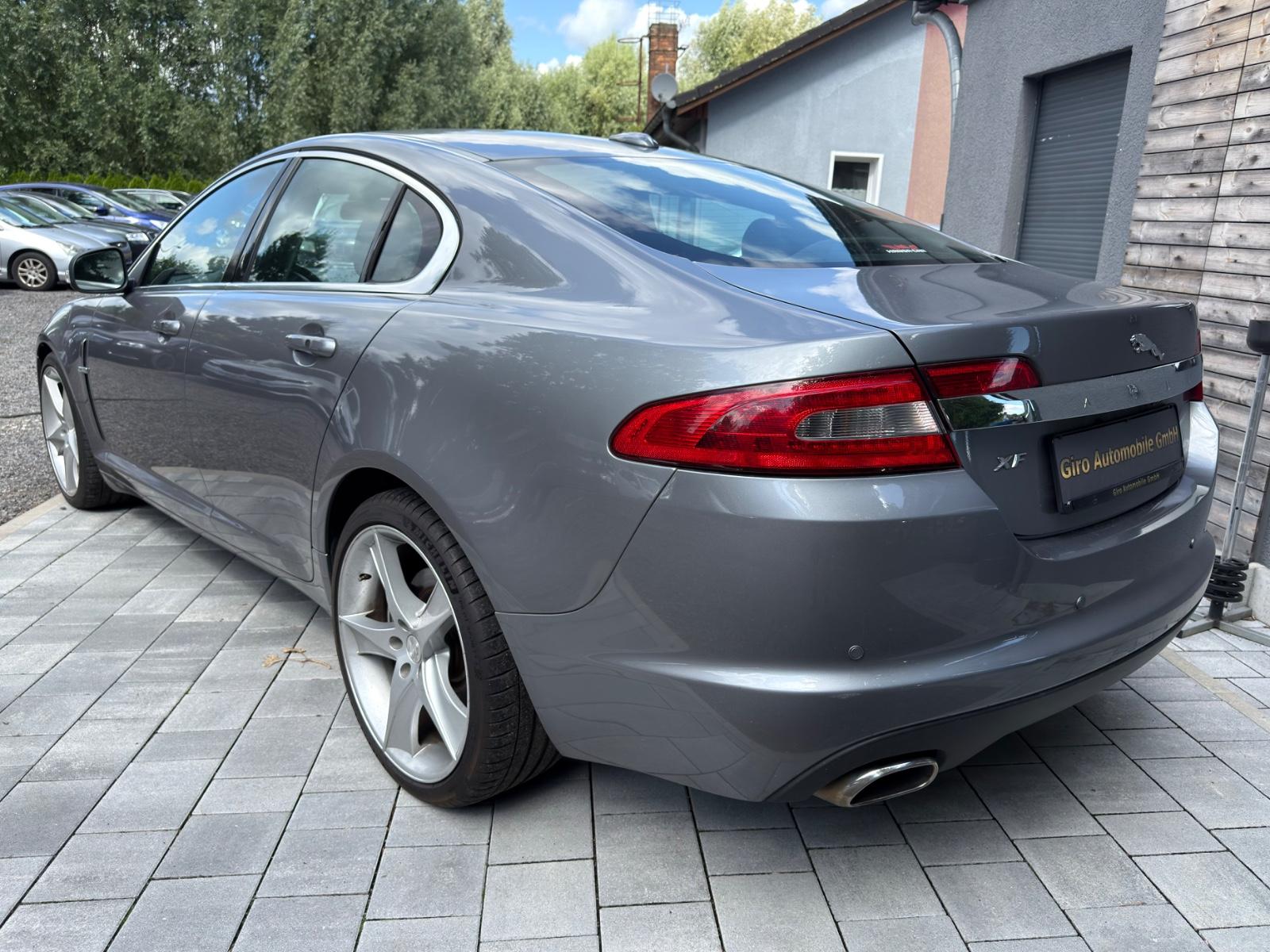 JAGUAR XF 4.2 V8 300CH LUXURY