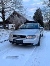 Audi A4 1.8 - Neuer Tüv, AHK, Schiebedach - Audi A4 aus 2000: 1.8