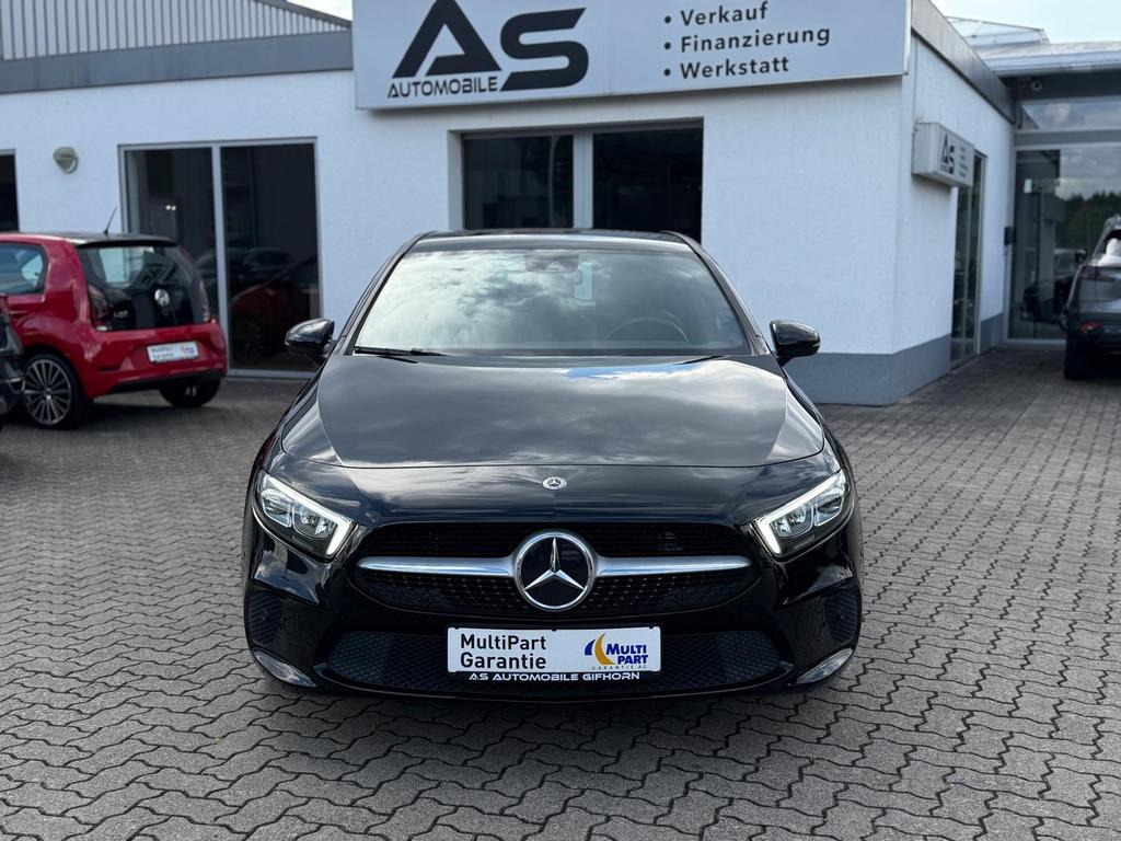 Mercedes-Benz A 220