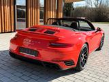 Porsche 991 Turbo S Cabriolet Turbo S - Porsche mit Benzin-Antrieb: Orange, Cabrio